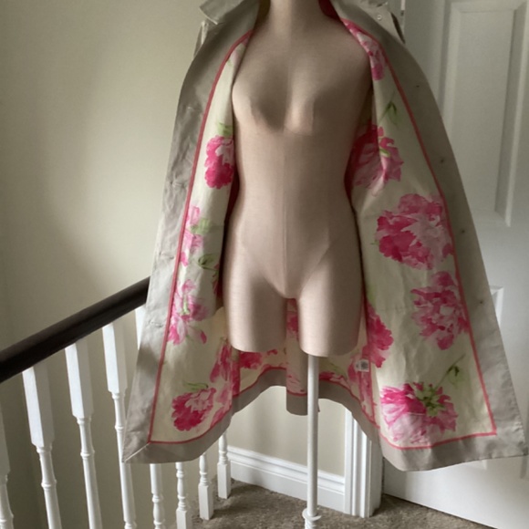 Liz Claiborne Taupe Long Rain Coat - Picture 6 of 9